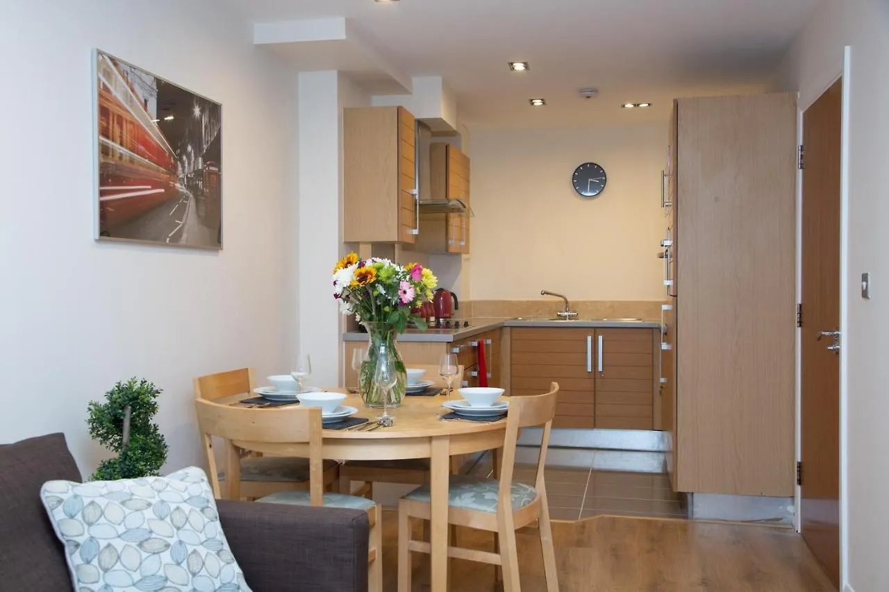 Royal Crossharbour Apartment Londra